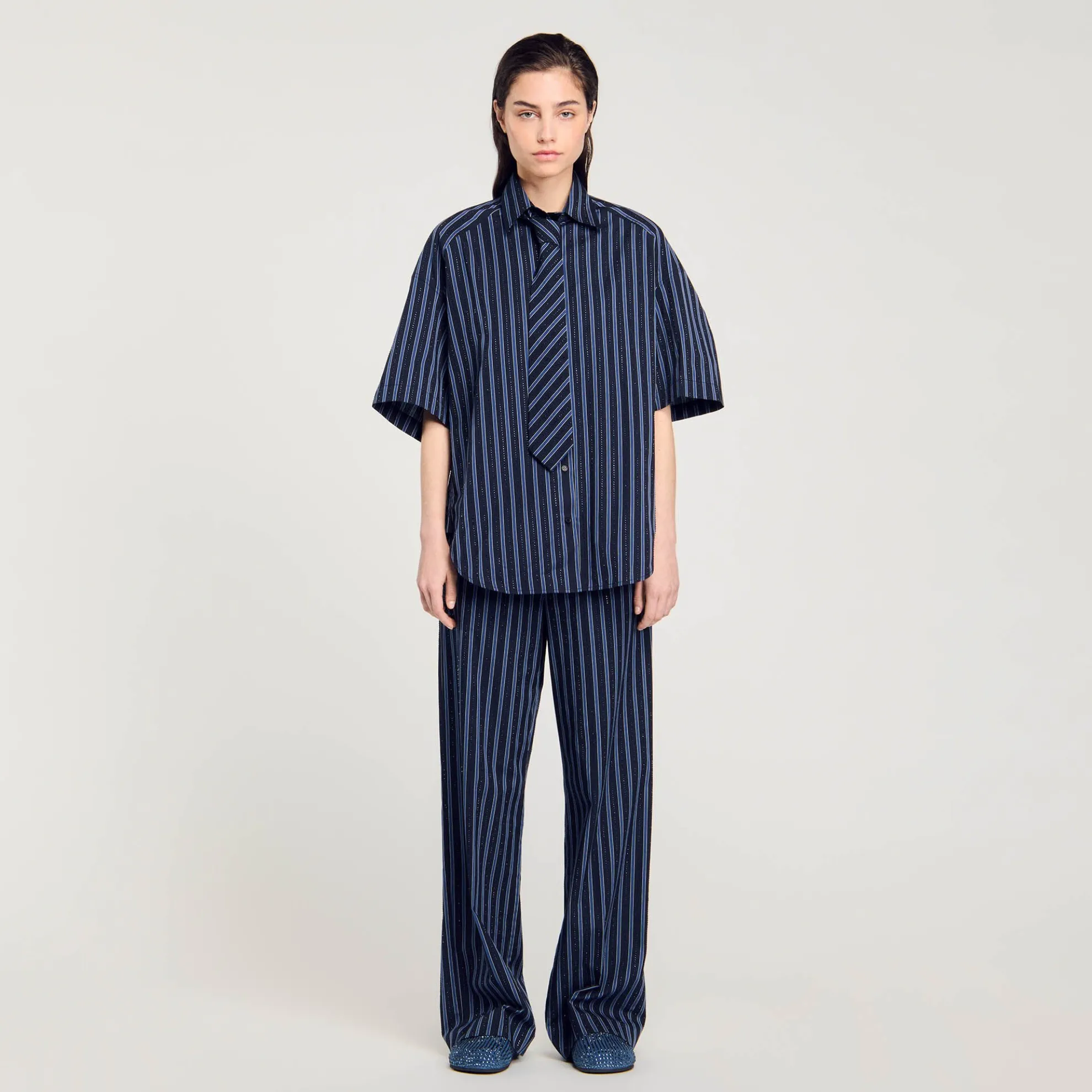 Overhemdblouse Met Stras En Stropdas