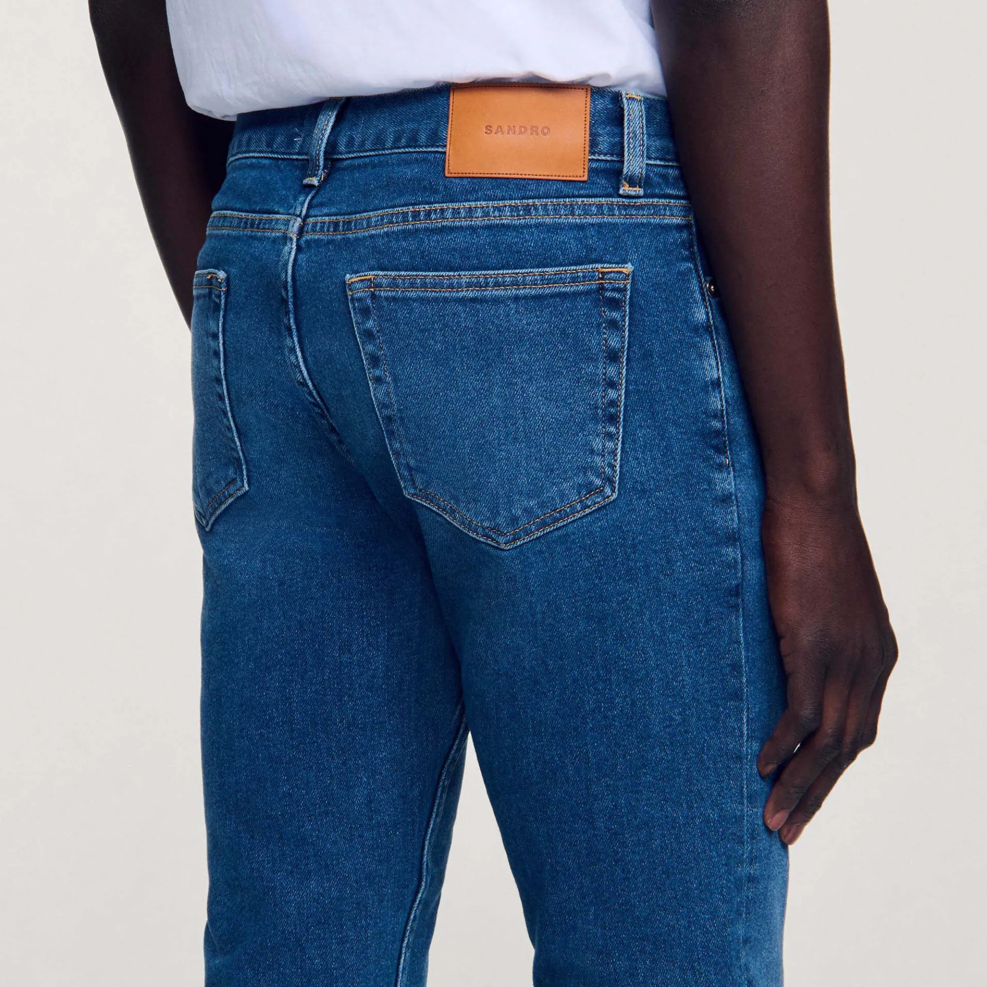 Slimfit Jeans Met Waterless Bleekproces